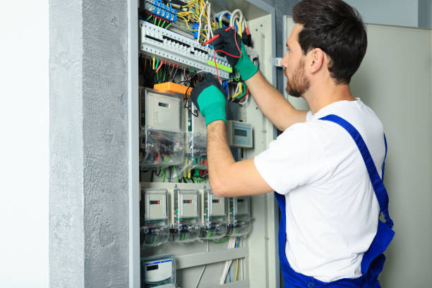 Best Electrical Troubleshooting Services  in Fremont, NE